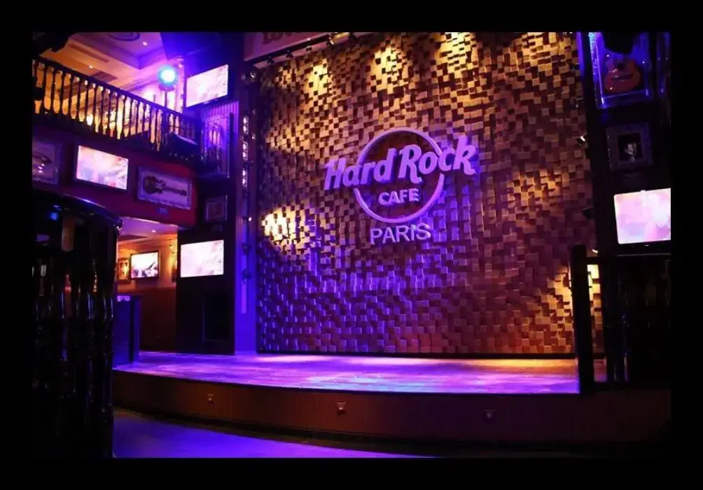Hard Rock Cafe 7