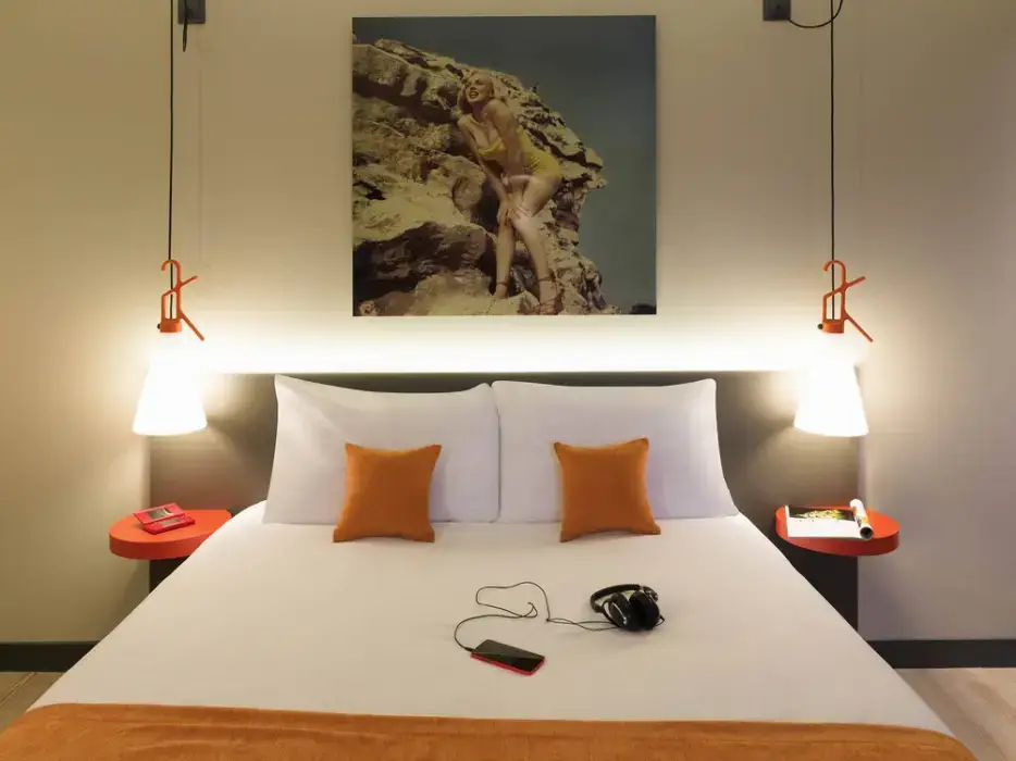 Ibis Styles Lyon Confluence 7