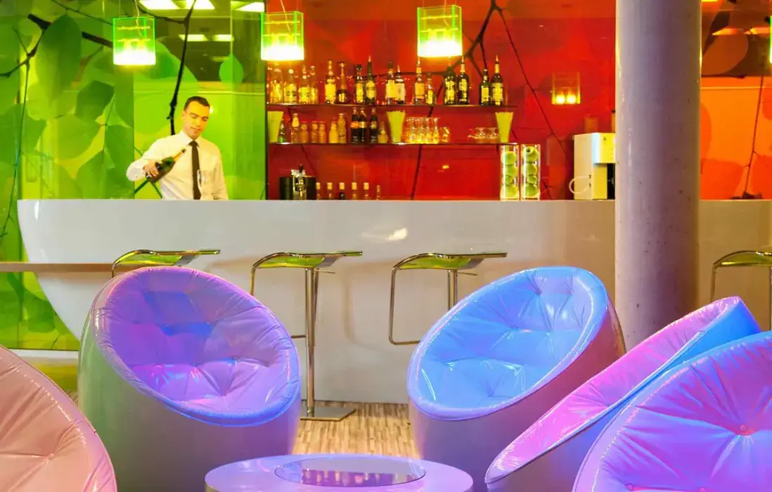 Ibis Styles Troyes Centre 8