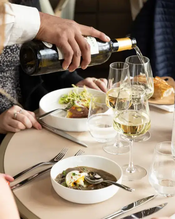 Madame Brasserie 9