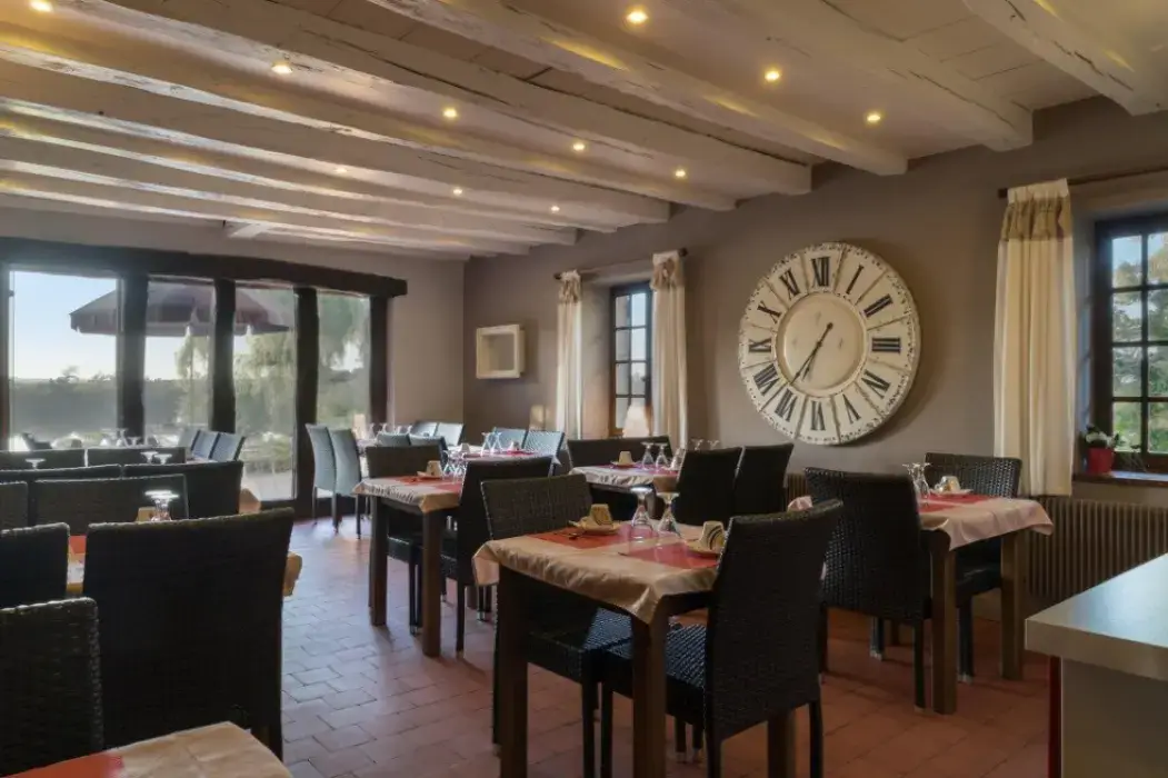 The Originals City Hotel La vieille Ferme Mâcon Nord 4