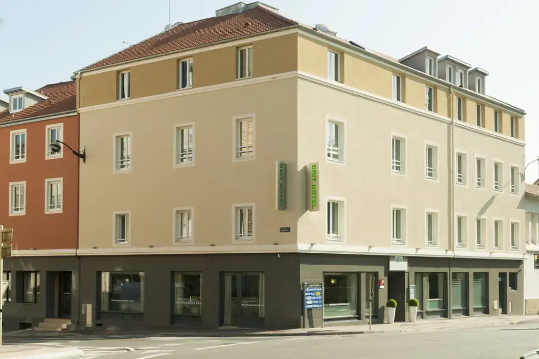 Brit Hotel Mâcon Centre Gare 11