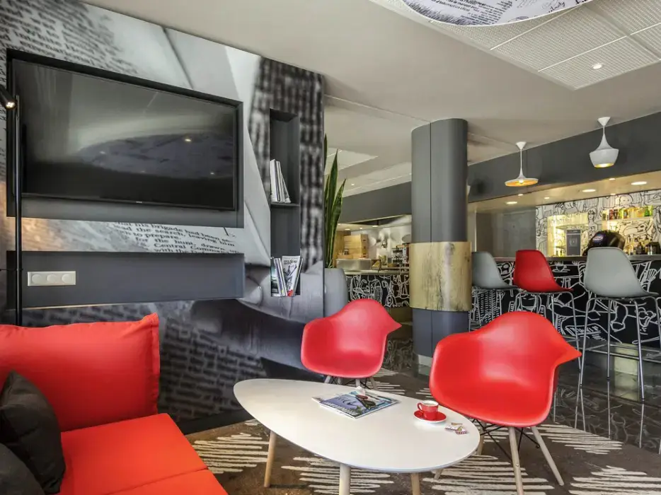 Ibis Cannes Mandelieu 5