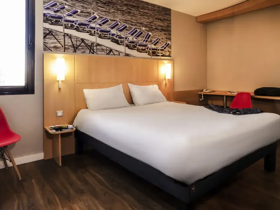 Ibis Cannes Mandelieu 12
