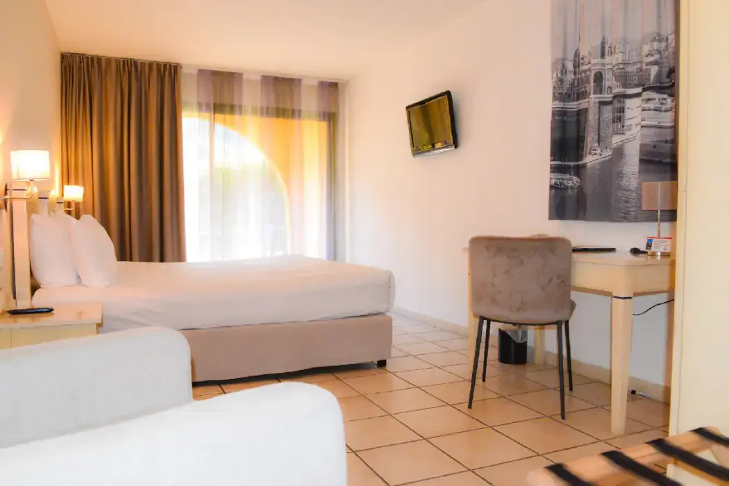 Best Western Gemenos en Provence 5
