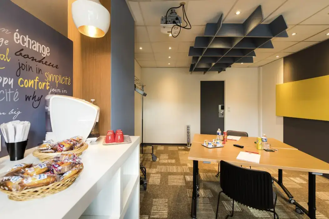 Ibis Rennes Centre Gare Sud 5