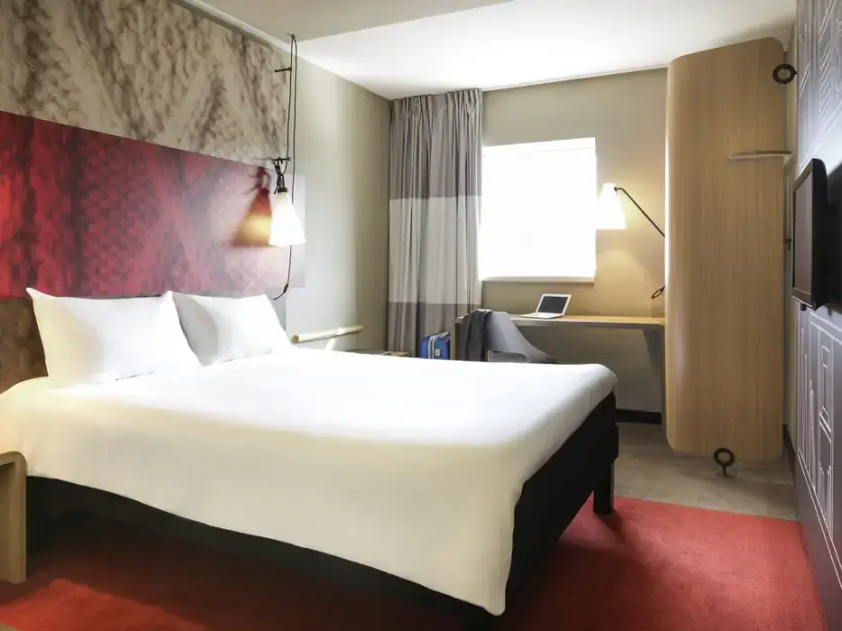 Ibis Rennes Centre Gare Sud 11