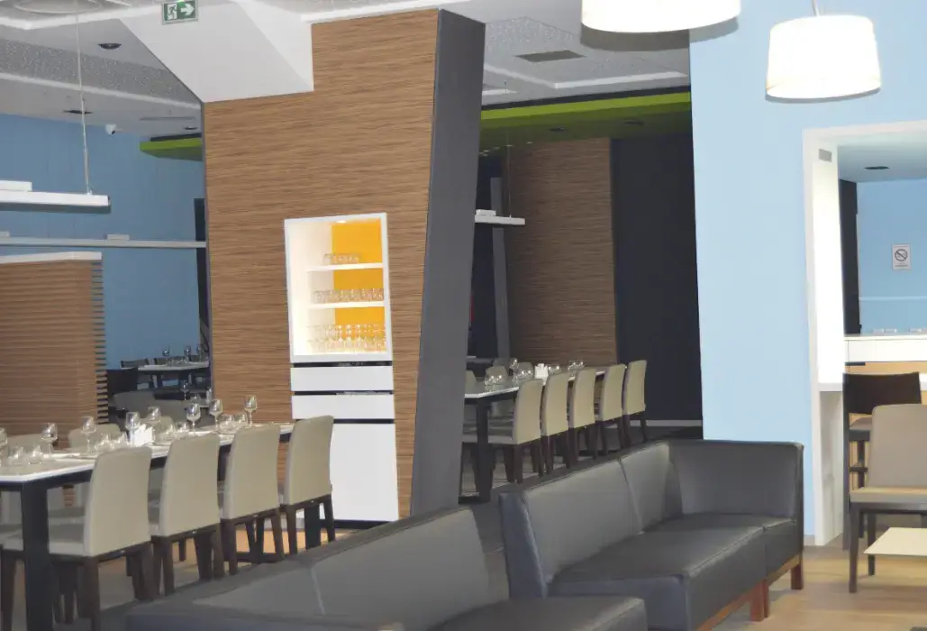 Qila Restaurant 3