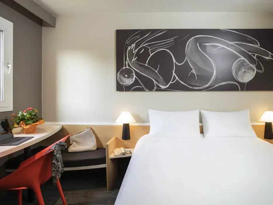 Ibis Dieppe 3