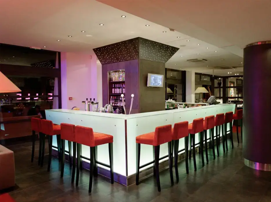 Newhotel Of Marseille 5