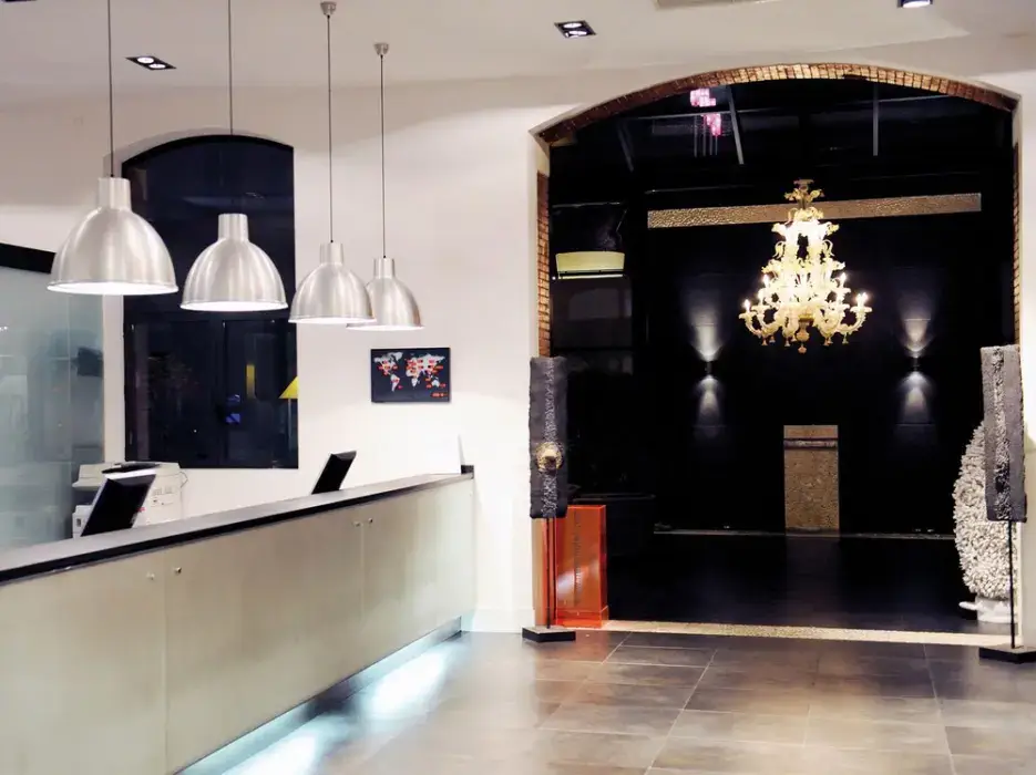Newhotel Of Marseille 17