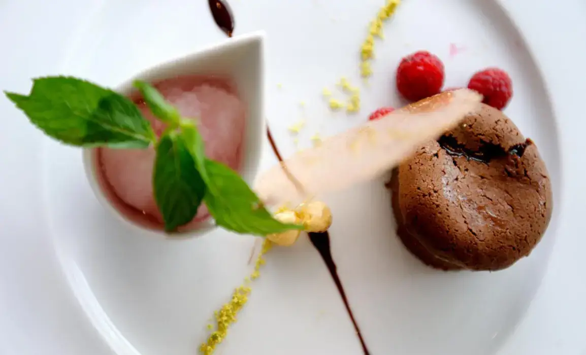 Newhotel Of Marseille 18
