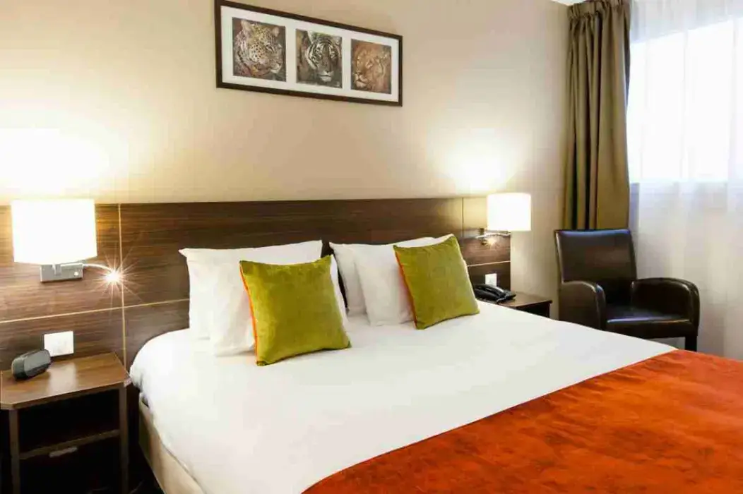 Best Western Hôtel Le Bordeaux Sud 8