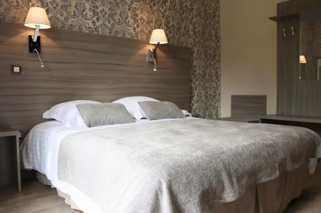 Grand Hôtel Thermal Bourbon-Lancy 5