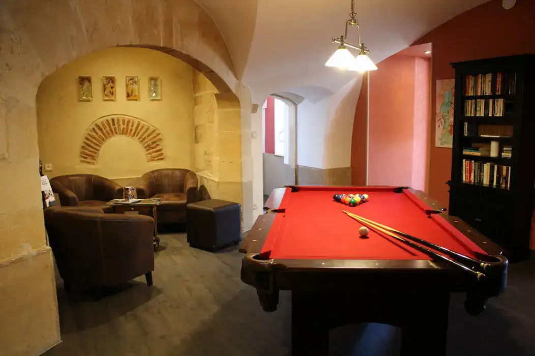 Grand Hôtel Thermal Bourbon-Lancy 8
