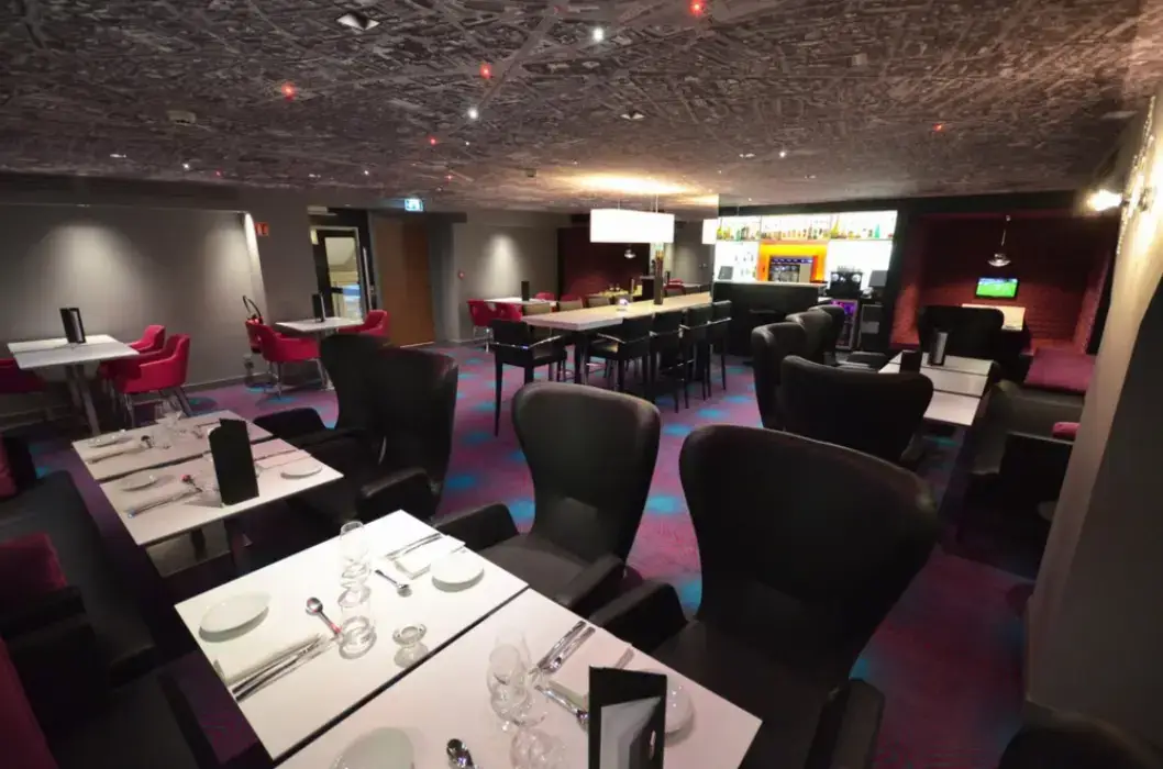 Holiday Inn Dijon 5