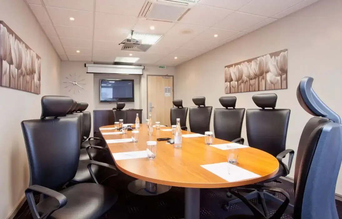 Holiday Inn Dijon 7