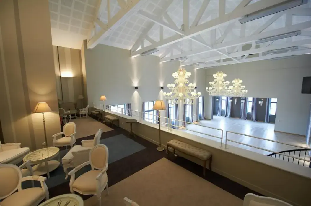 Mercure Cholet Centre 3