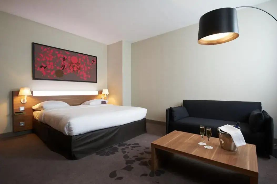 Mercure Cholet Centre 6