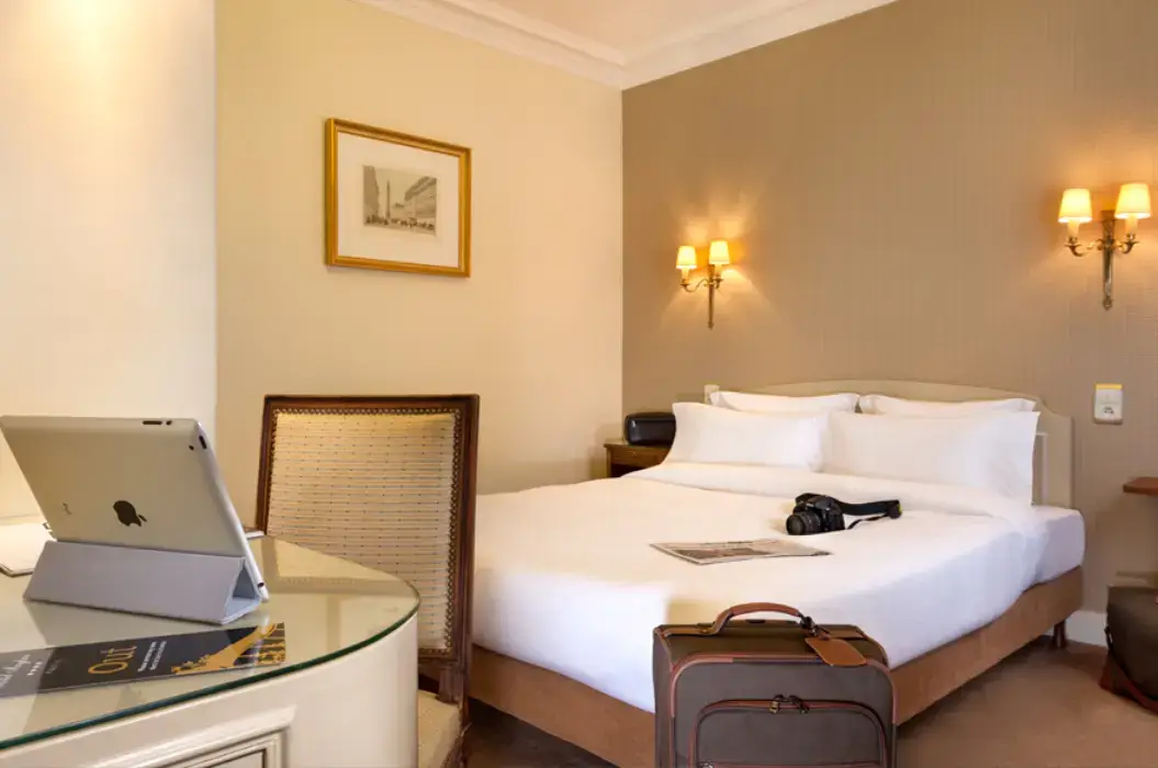 Hôtel Mayfair 7
