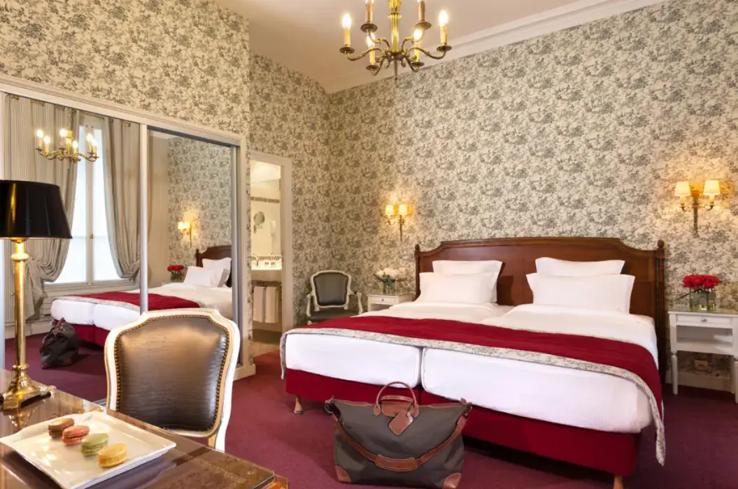 Hôtel Mayfair 10