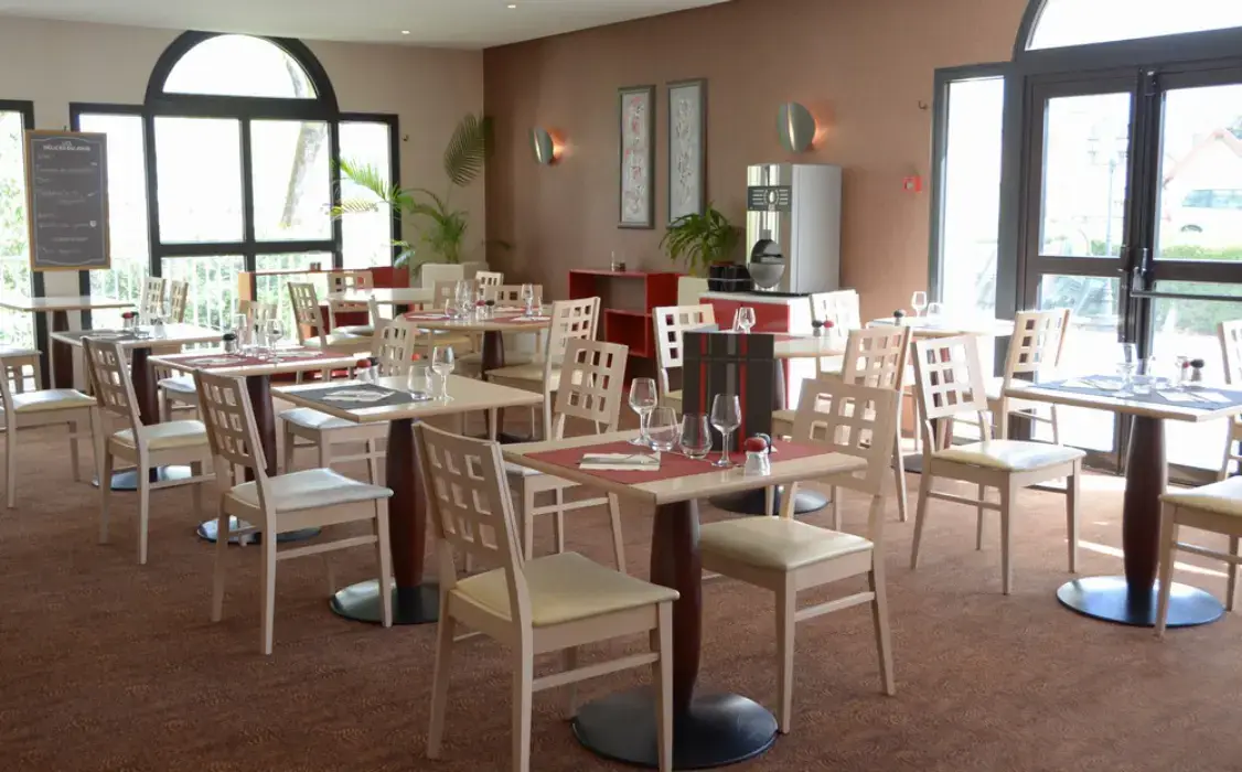 Ibis  Hôtel Nevers 11