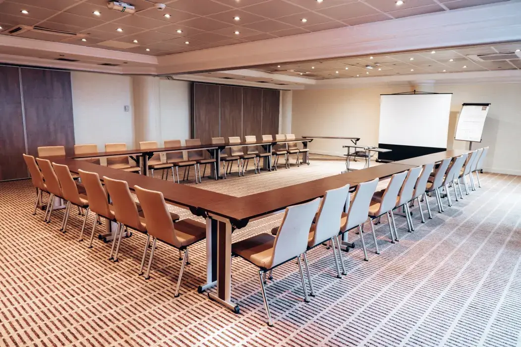 AC Hotel Ambassadeur Antibes - Juan-les-Pins 9