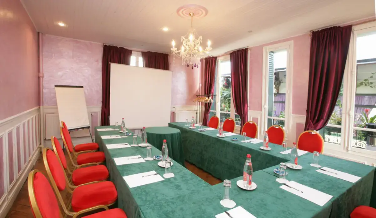 Les Salons de la Tourelle 4