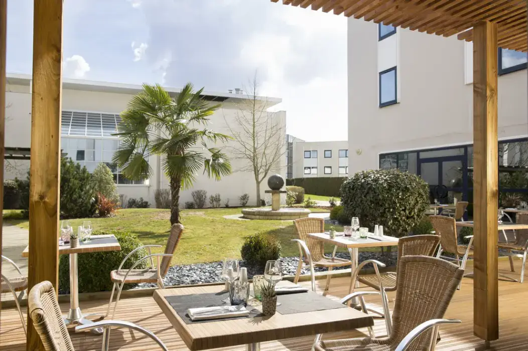 Oceania Rennes 9