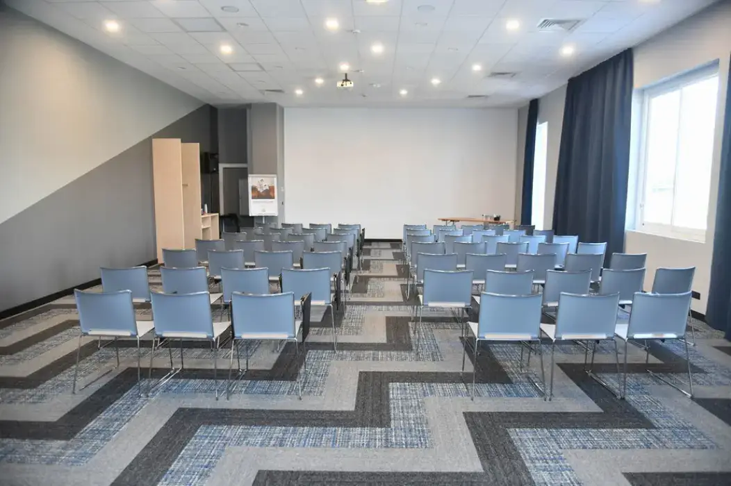 Ibis Styles Avignon Sud 5