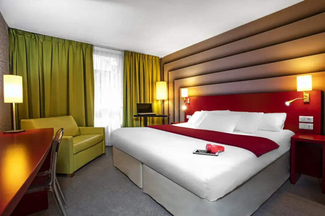 Ibis Styles Avignon Sud 10