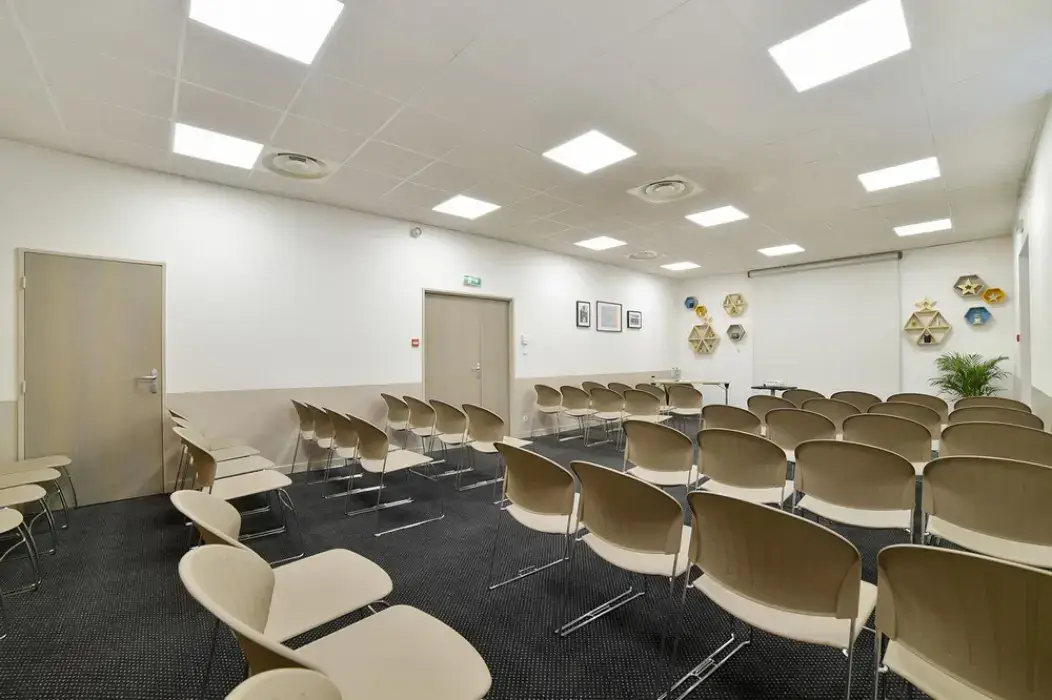 Ibis Styles Avignon Sud 17