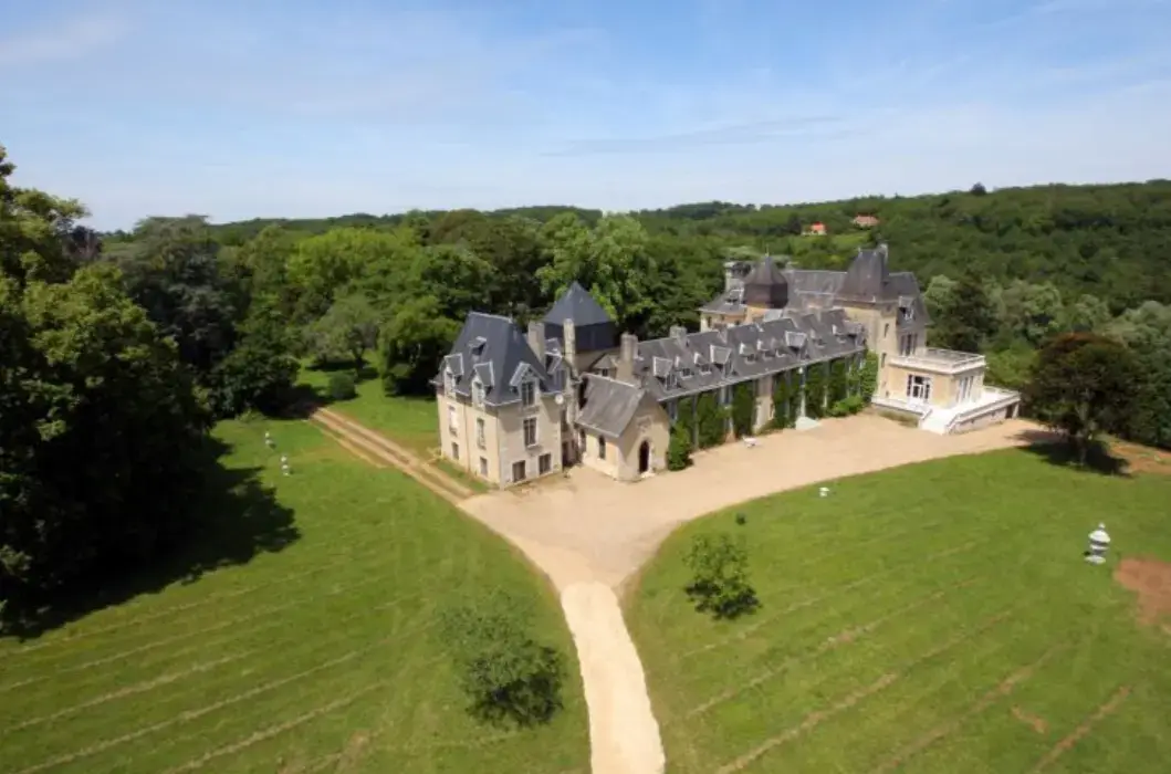 Château de la Mothe en Poitou 8