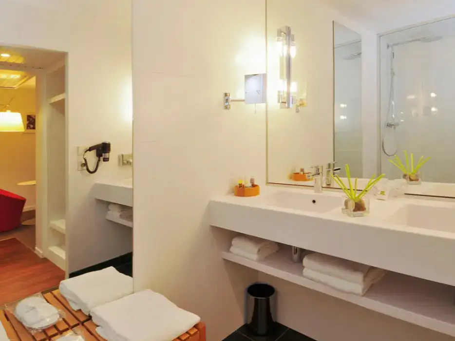 Mercure Nantes Centre Gare 17