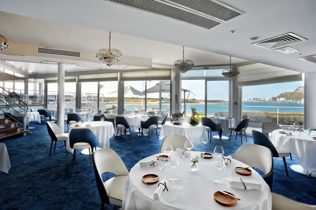 Hôtel La Marine 4