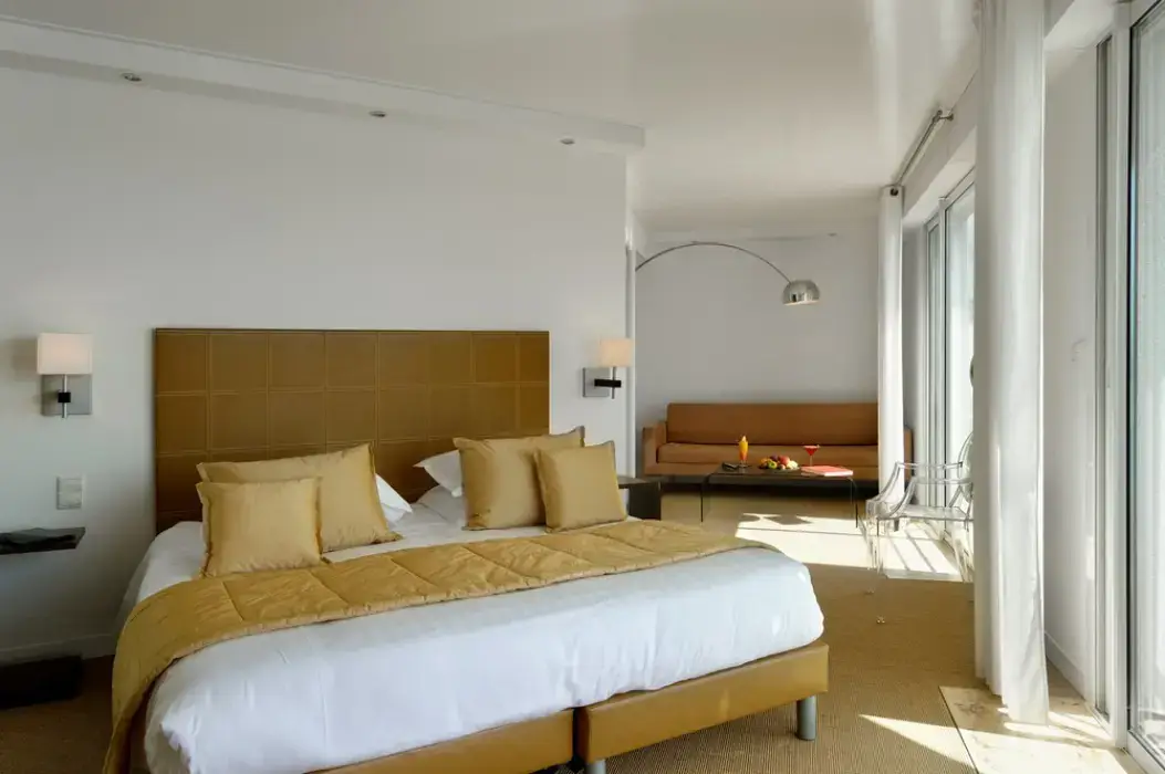 Hôtel La Marine 7