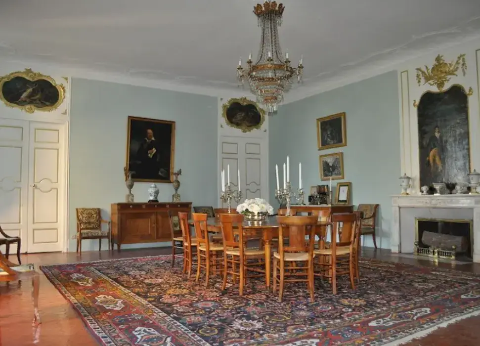 Château de la Barben 6