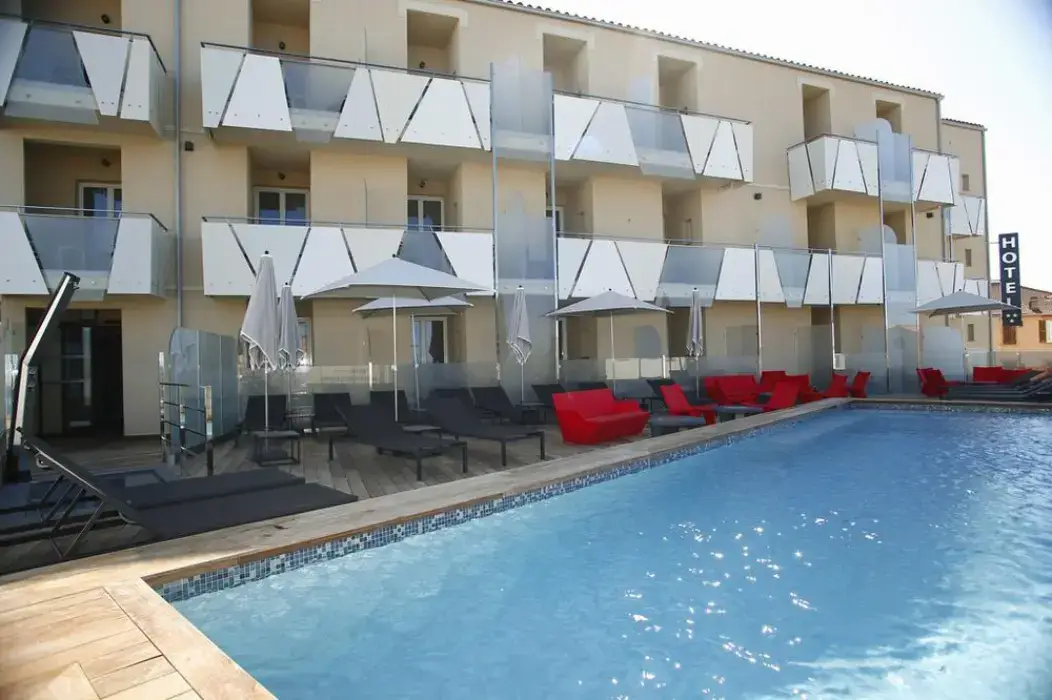 Hôtel Méditerranée 8