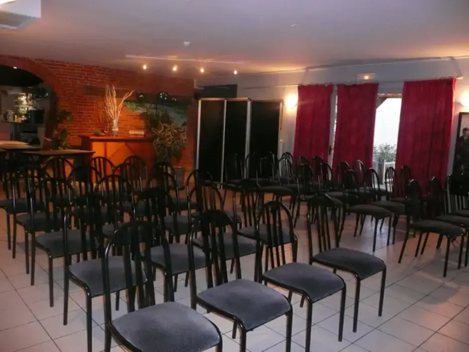 Hôtel les Paturelles 6