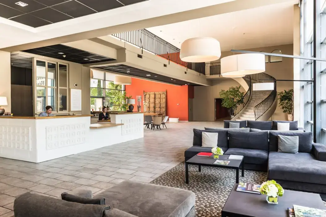 Avignon Grand Hotel 4