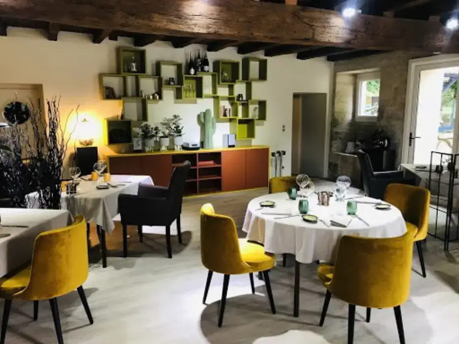 Auberge de La Roussille 2