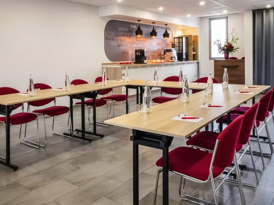 Ibis Cannes Mouans-Sartoux 4
