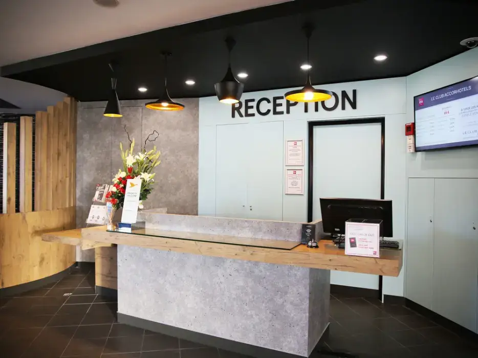 Ibis Cannes Mouans-Sartoux 6