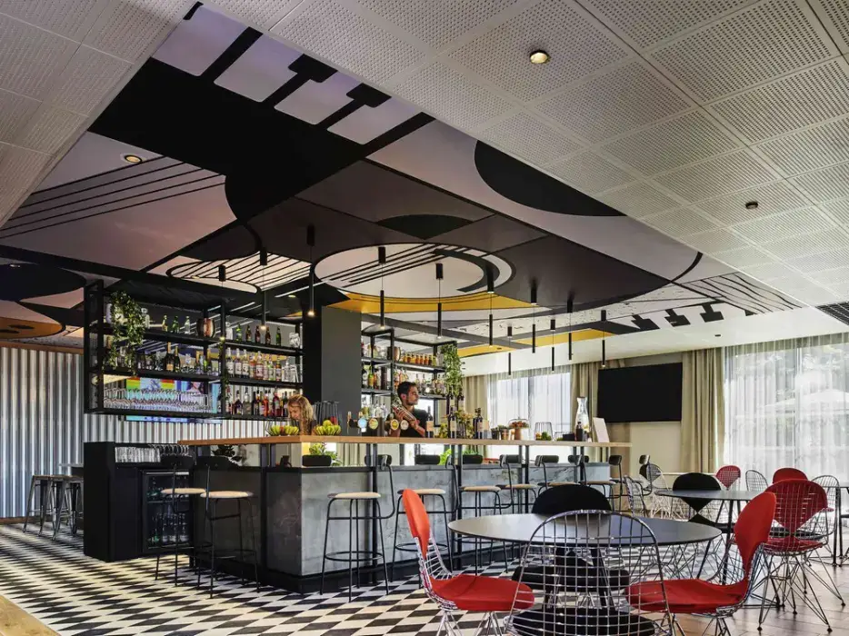 Ibis Montlhéry Paris Sud 8