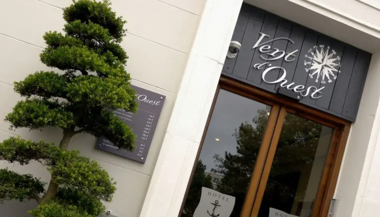 Hôtel Vent d'Ouest 5