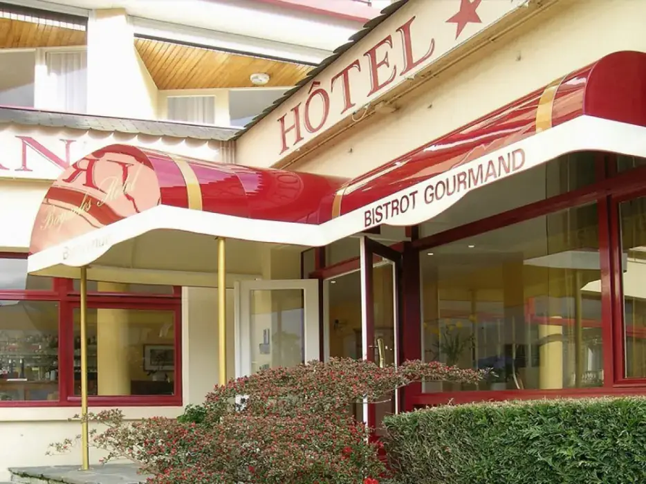 Bagnoles Hôtel 7