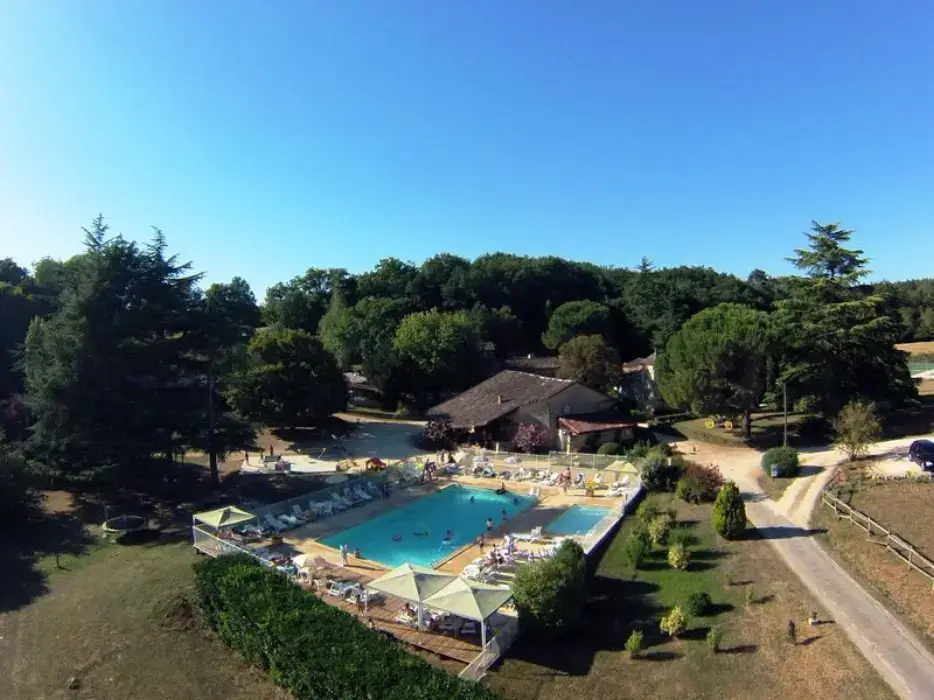 Domaine de Gavaudun 2
