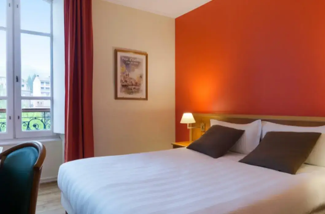 The Originals Boutique, Grand Hôtel Saint Pierre Aurillac 4