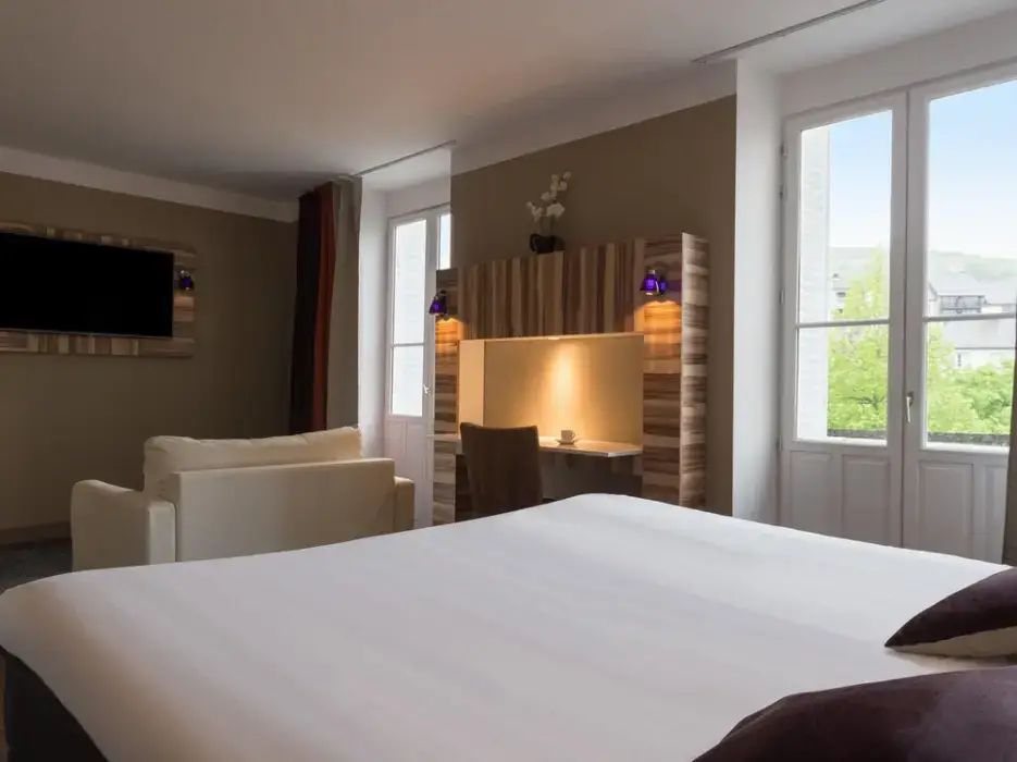 The Originals Boutique, Grand Hôtel Saint Pierre Aurillac 10