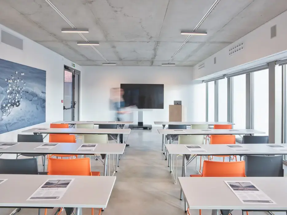 Level Innovative Workplace 5